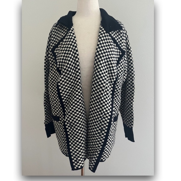 Linda Allard for Ellen Tracy Wool Sweater • Medium - Picture 2 of 9